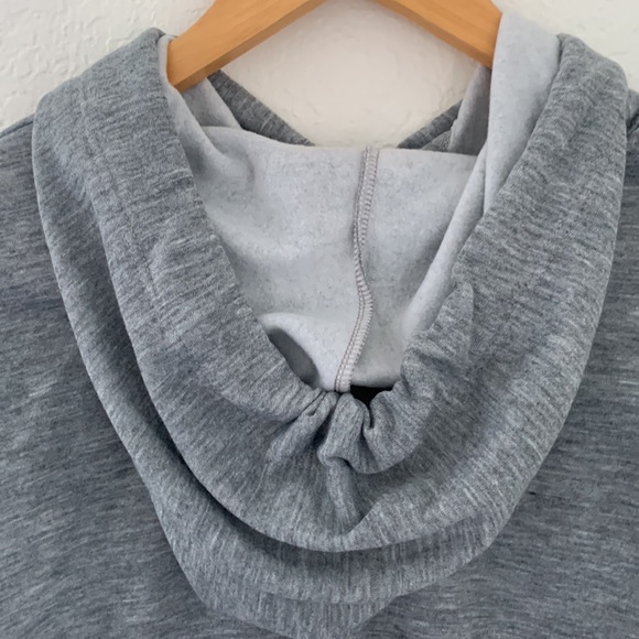 Poison Band Gray Sweatshirt Hoodie Sz M NEW West Coast Designs - Picture 5 of 9